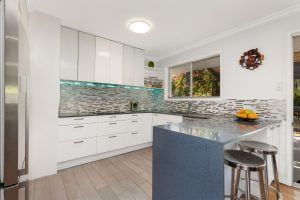 2 Fairearth Street, THE GAP, QLD 4061 AUS