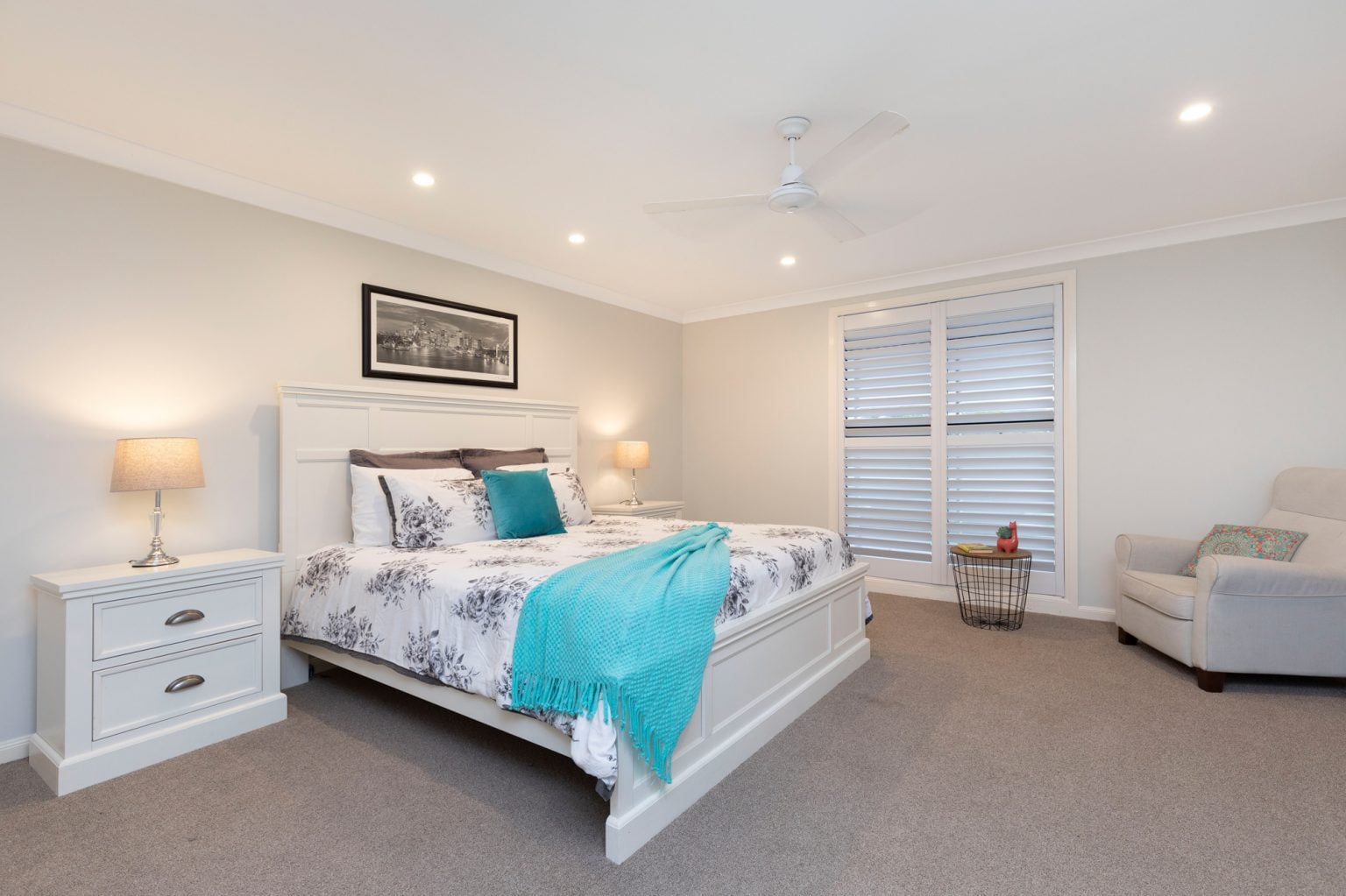 42 Carey Street, BARDON, QLD 4065 AUS