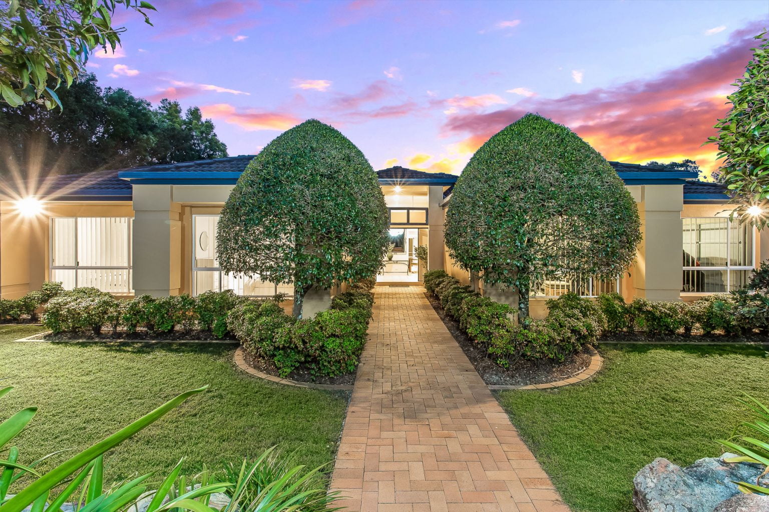 17 Jamieson Place, BROOKFIELD, QLD 4069 AUS