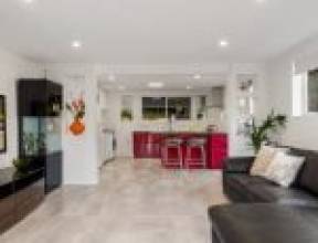 2 Fairearth Street, THE GAP, QLD 4061 AUS