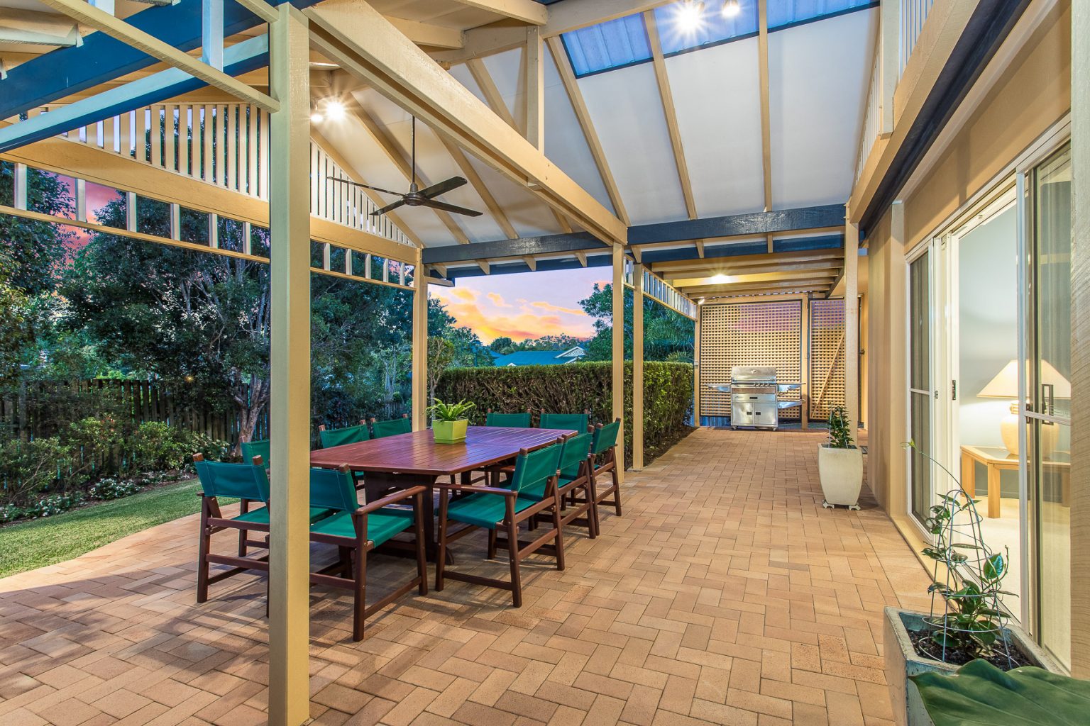 17 Jamieson Place, BROOKFIELD, QLD 4069 AUS