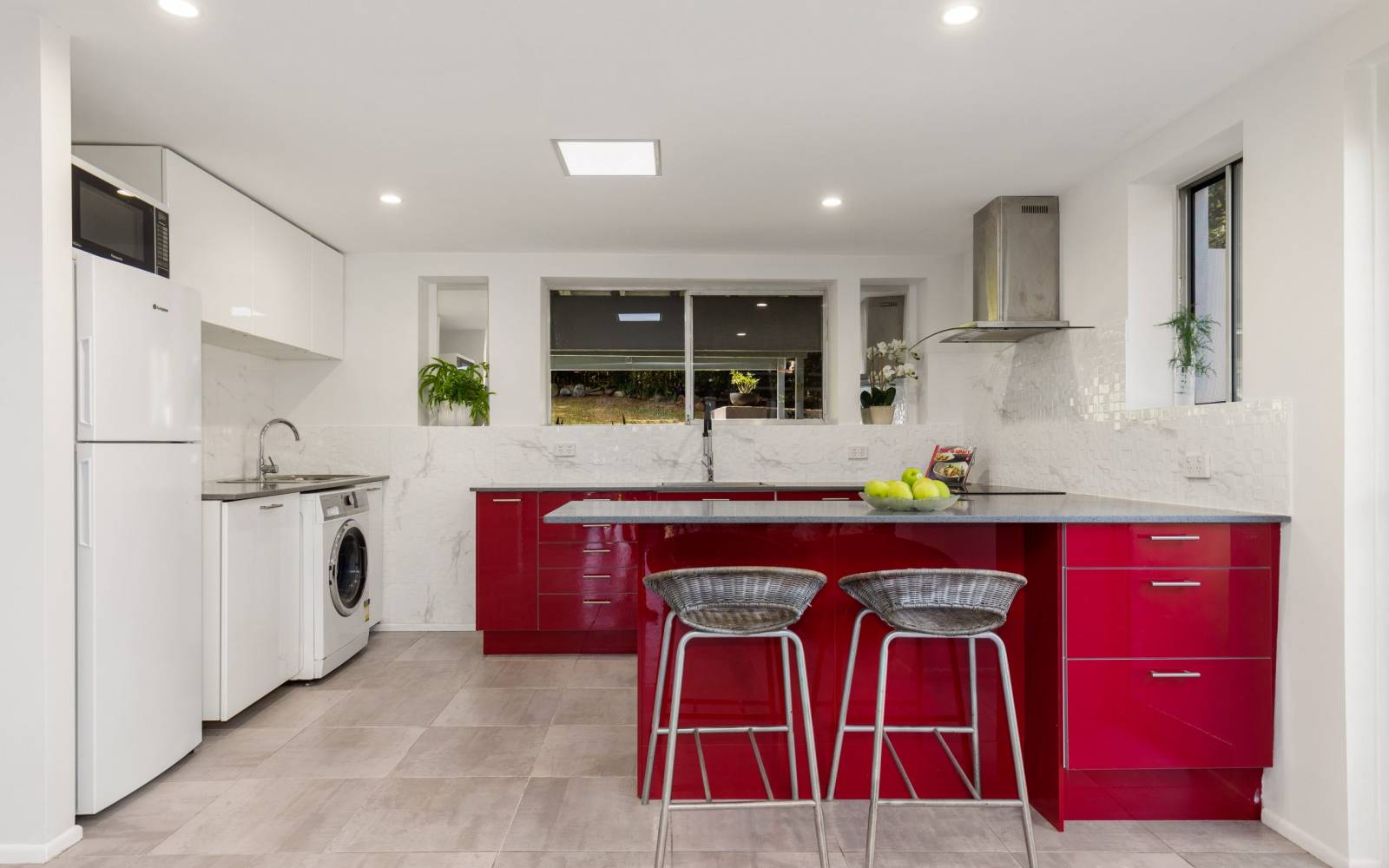 2 Fairearth Street, THE GAP, QLD 4061 AUS