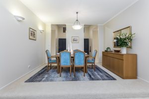 17 Jamieson Place, BROOKFIELD, QLD 4069 AUS