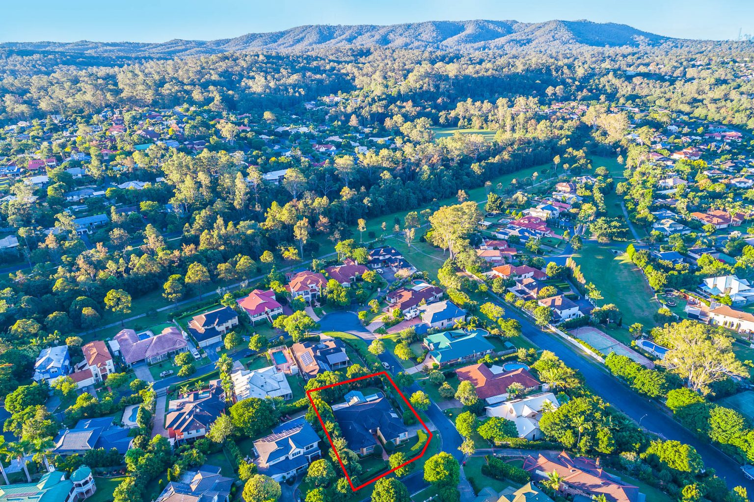 17 Jamieson Place, BROOKFIELD, QLD 4069 AUS