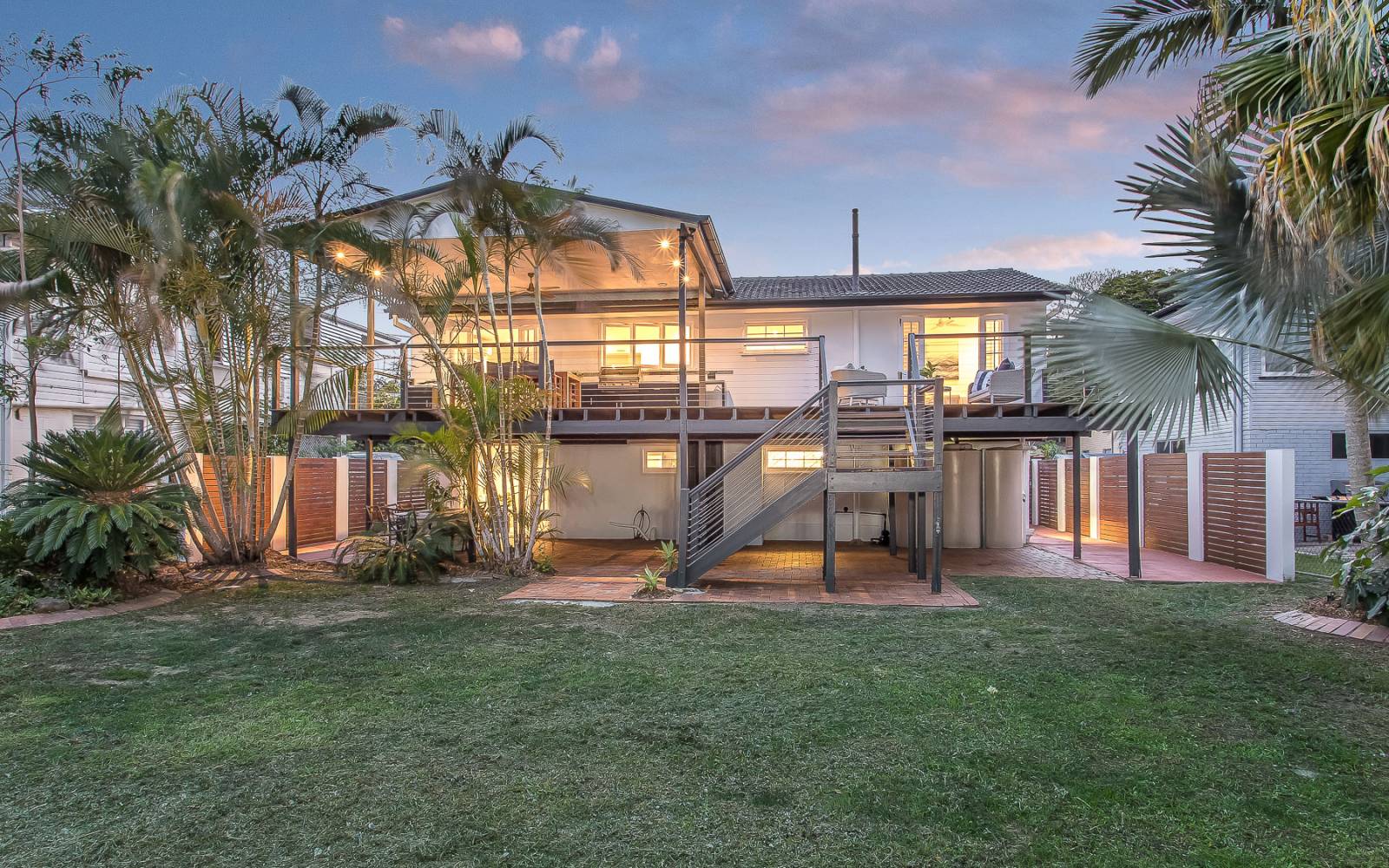 11 Ijong Street, KENMORE, QLD 4069 AUS