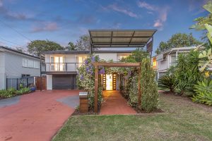 11 Ijong Street, KENMORE, QLD 4069 AUS