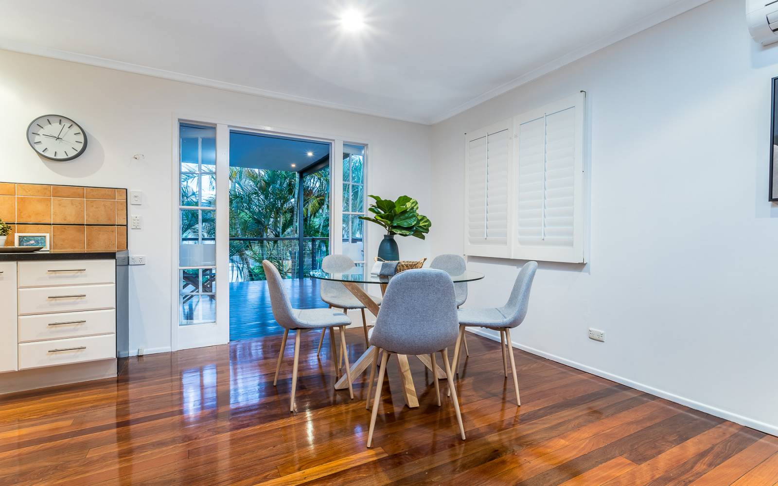 11 Ijong Street, KENMORE, QLD 4069 AUS