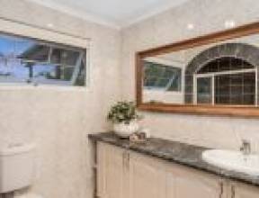 11 Ijong Street, KENMORE, QLD 4069 AUS