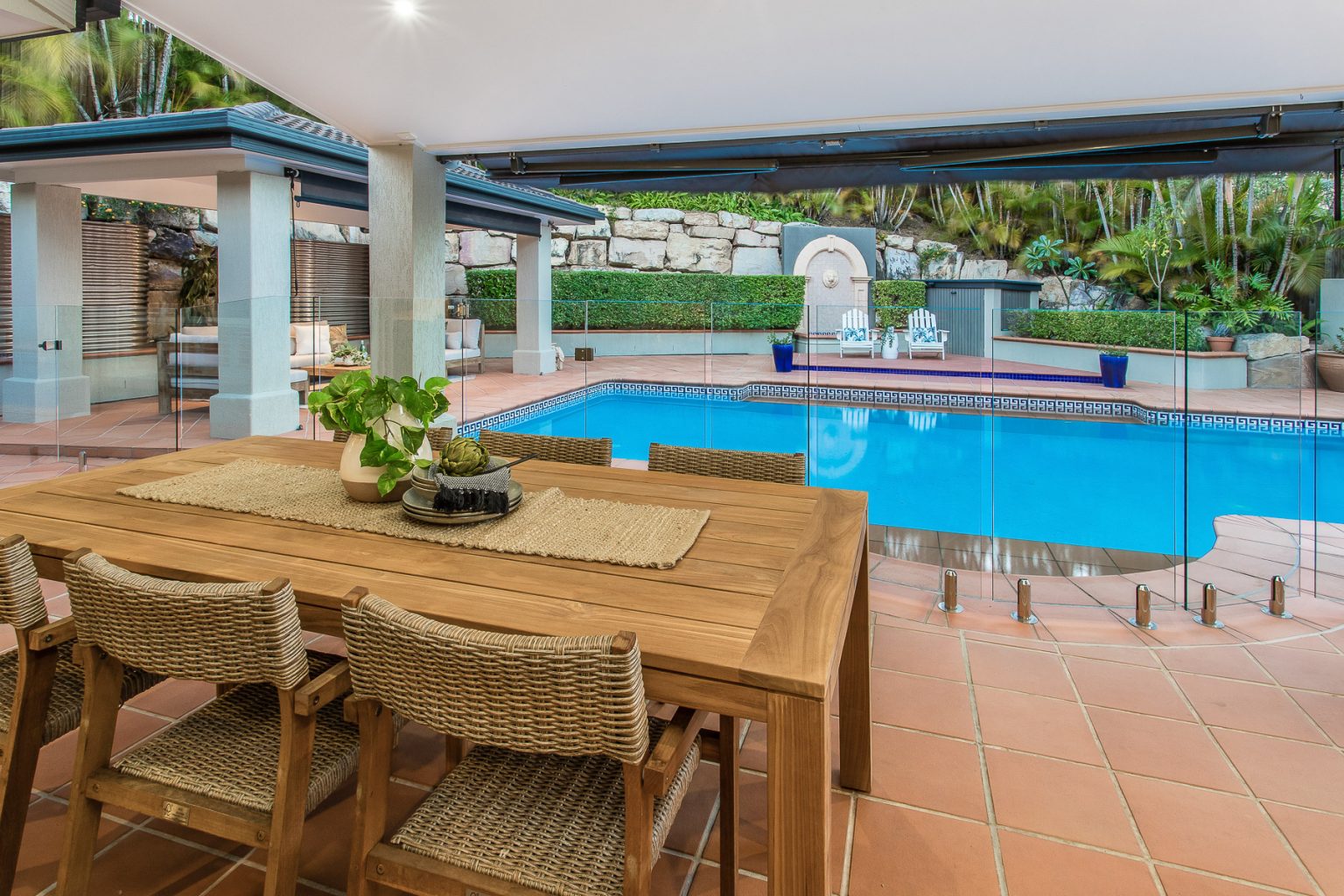 9 Harvey Close, BROOKFIELD, QLD 4069 AUS