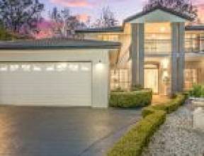 9 Harvey Close, BROOKFIELD, QLD 4069 AUS