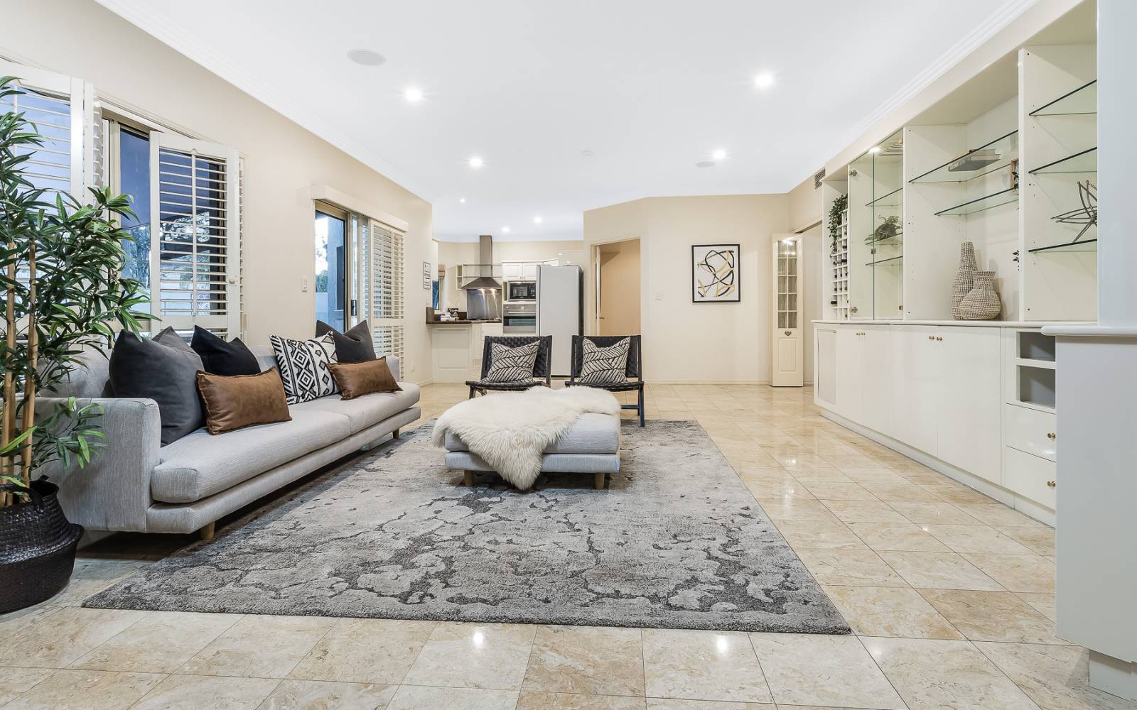 9 Harvey Close, BROOKFIELD, QLD 4069 AUS