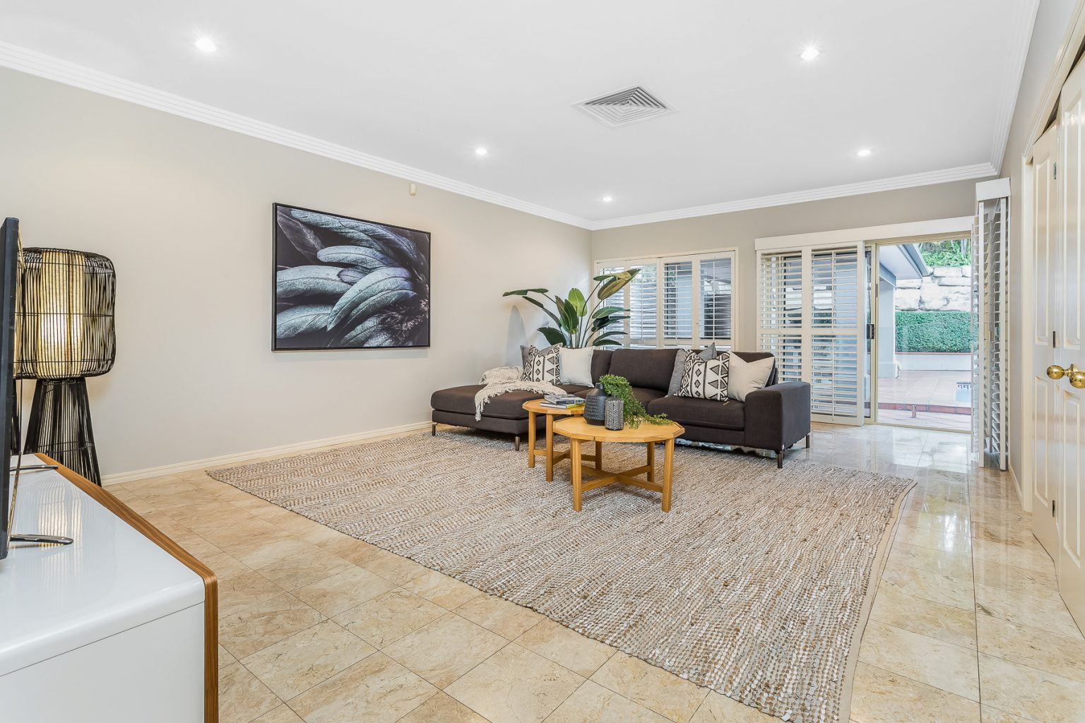 9 Harvey Close, BROOKFIELD, QLD 4069 AUS