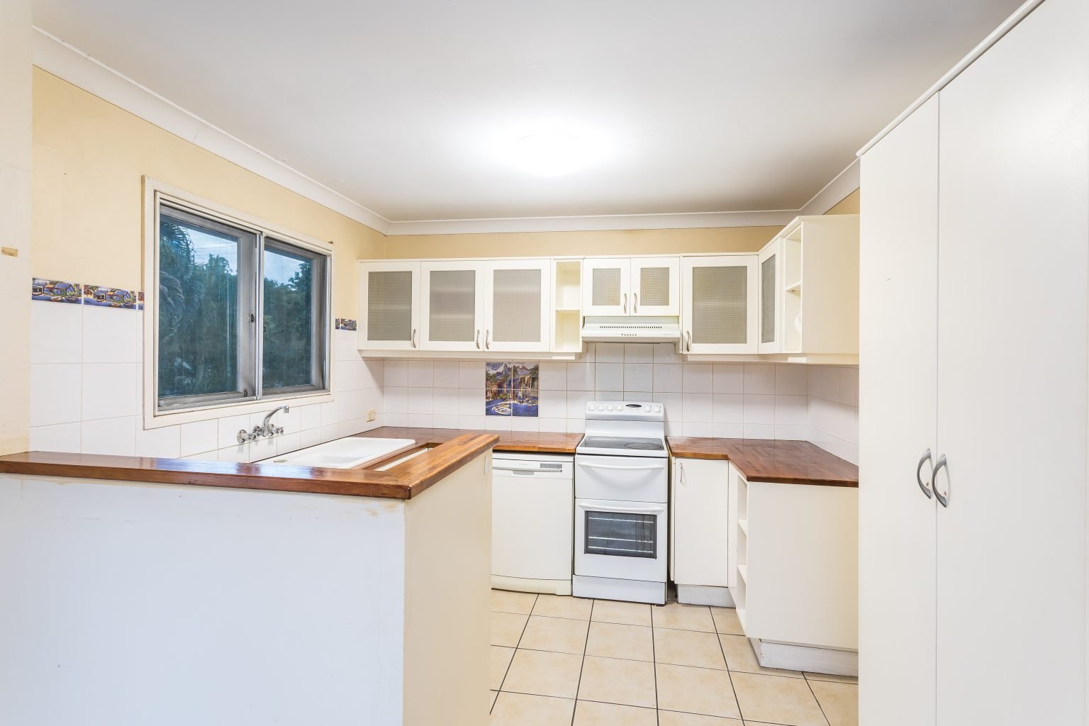 36 Ijong Street, KENMORE, QLD 4069 AUS