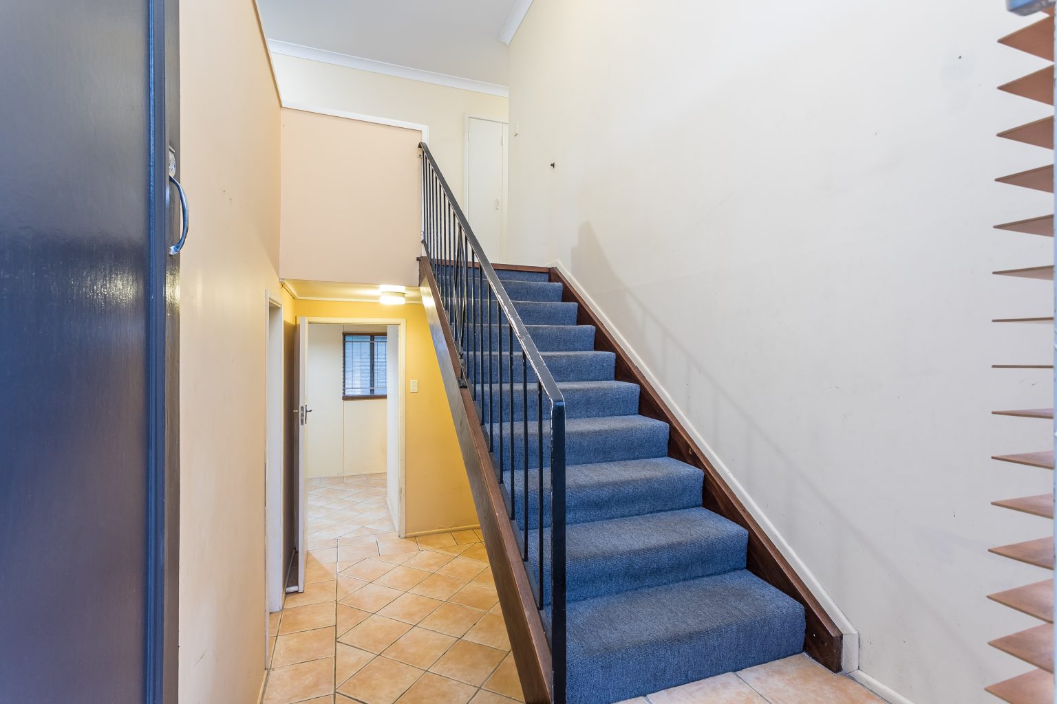 36 Ijong Street, KENMORE, QLD 4069 AUS
