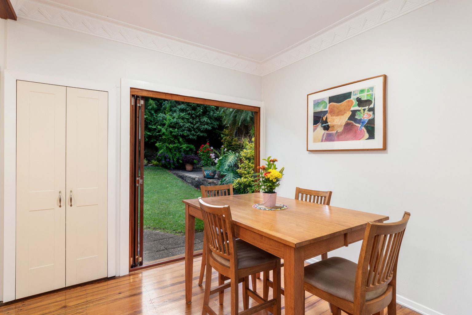 22 Barnett Road, BARDON, QLD 4065 AUS