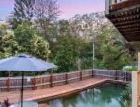 22 Barnett Road, BARDON, QLD 4065 AUS