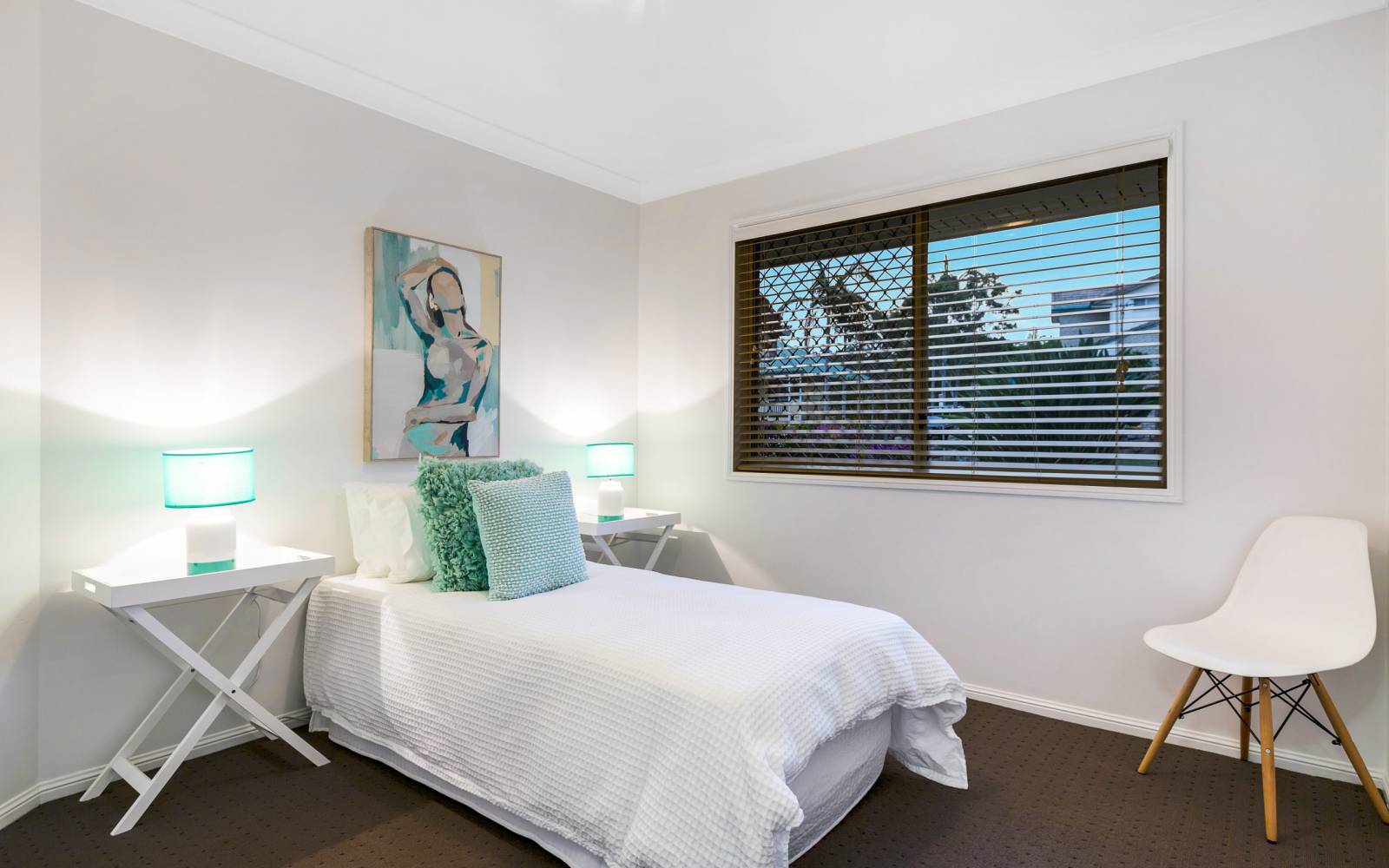 19 Mukurta Street, CHAPEL HILL, QLD 4069 AUS