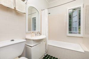 22 Barnett Road, BARDON, QLD 4065 AUS