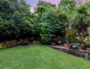 22 Barnett Road, BARDON, QLD 4065 AUS