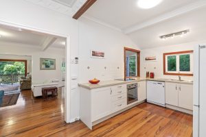 22 Barnett Road, BARDON, QLD 4065 AUS
