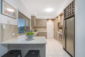 19 Mukurta Street, CHAPEL HILL, QLD 4069 AUS