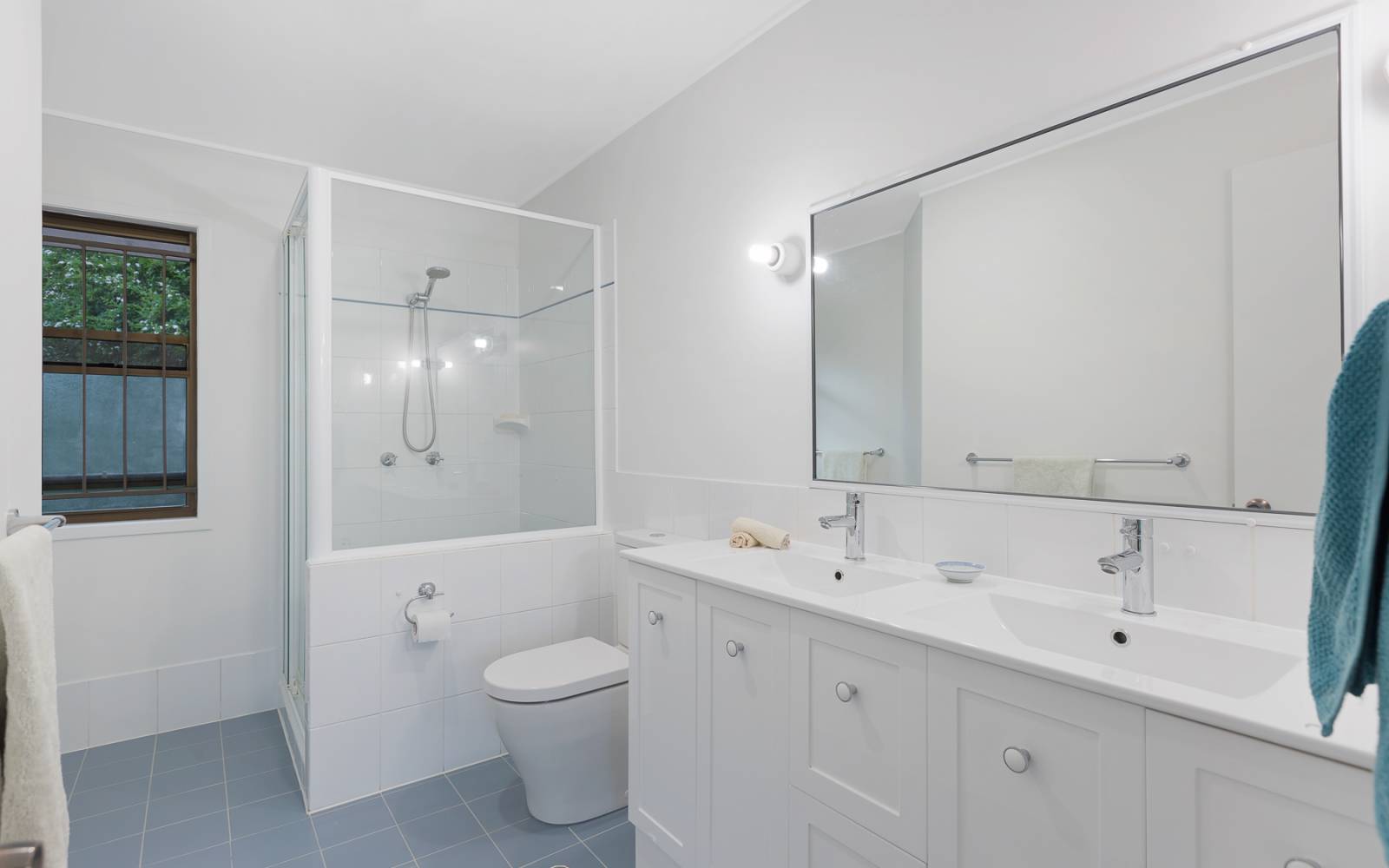 5 St David Street, KENMORE, QLD 4069 AUS