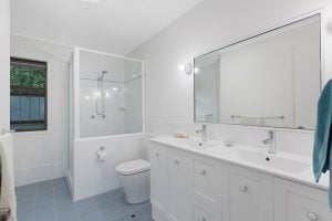5 St David Street, KENMORE, QLD 4069 AUS
