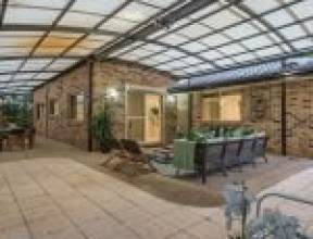 51 Vakuta Street, FIG TREE POCKET, QLD 4069 AUS