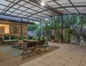 51 Vakuta Street, FIG TREE POCKET, QLD 4069 AUS