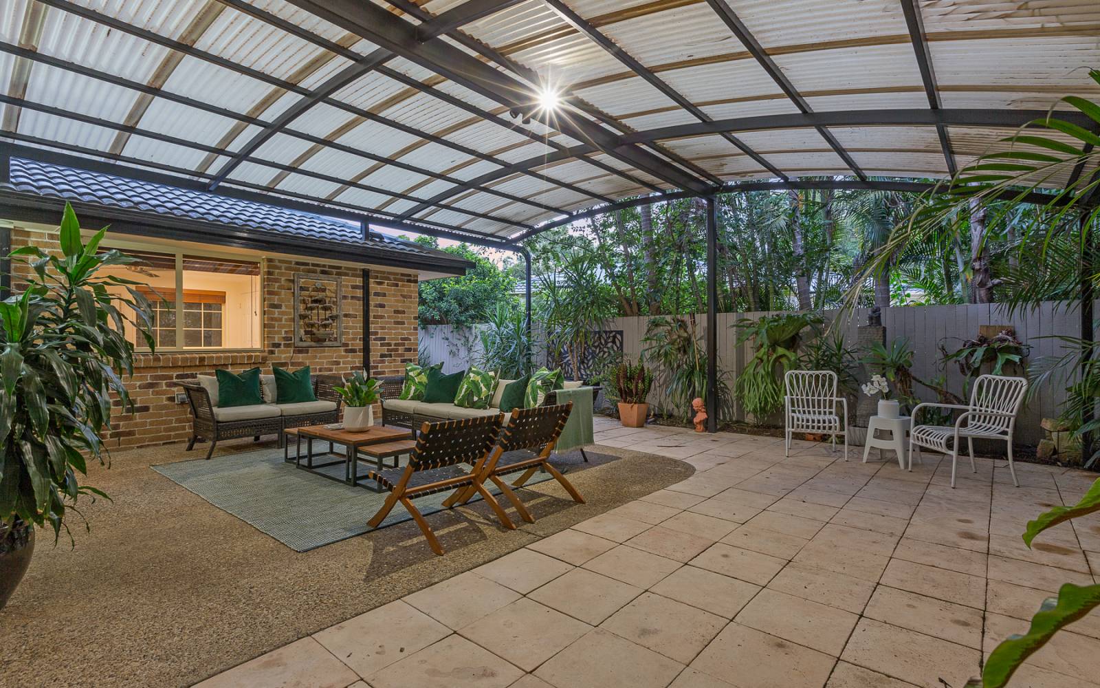 51 Vakuta Street, FIG TREE POCKET, QLD 4069 AUS