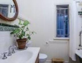 160 Simpsons Road, BARDON, QLD 4065 AUS