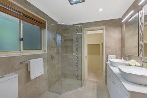 51 Vakuta Street, FIG TREE POCKET, QLD 4069 AUS