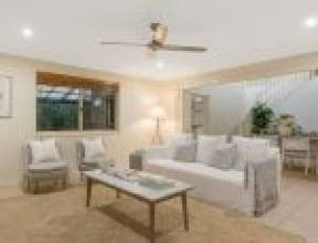 51 Vakuta Street, FIG TREE POCKET, QLD 4069 AUS