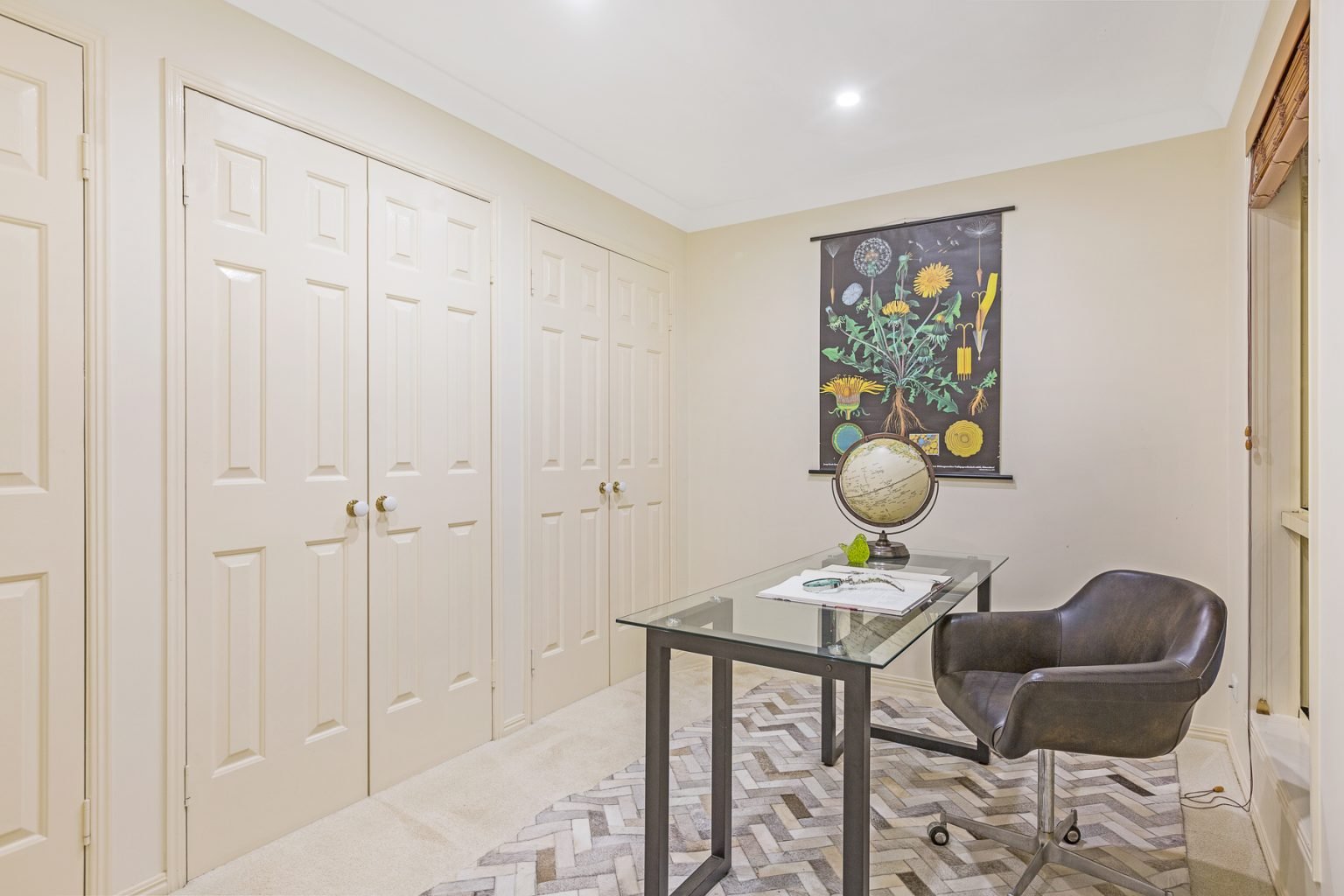 51 Vakuta Street, FIG TREE POCKET, QLD 4069 AUS