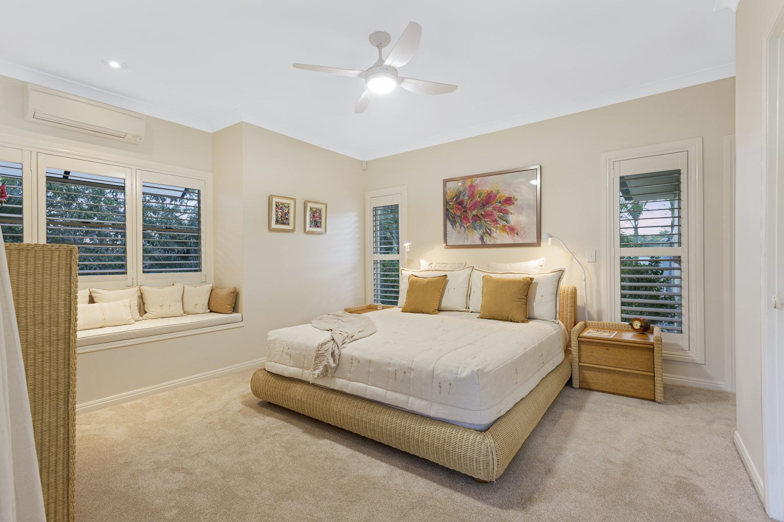 4 Ngeringa Crescent, CHAPEL HILL, QLD 4069 AUS