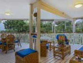 4 Ngeringa Crescent, CHAPEL HILL, QLD 4069 AUS