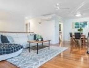 15 Foinaven Street, KENMORE, QLD 4069 AUS