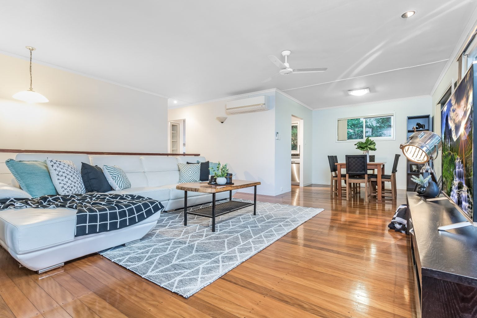 15 Foinaven Street, KENMORE, QLD 4069 AUS