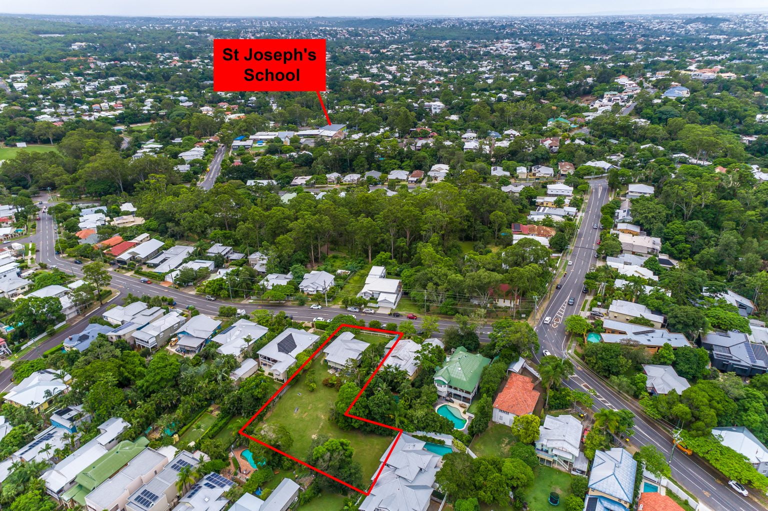 160 Simpsons Road, BARDON, QLD 4065 AUS