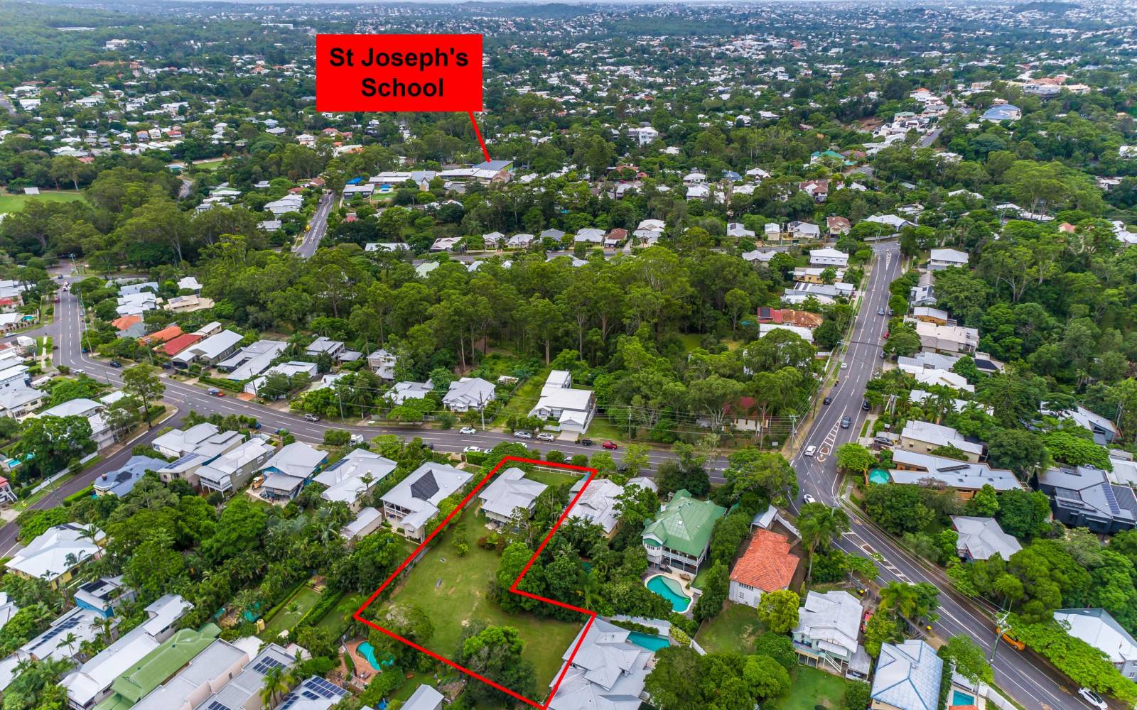 160 Simpsons Road, BARDON, QLD 4065 AUS