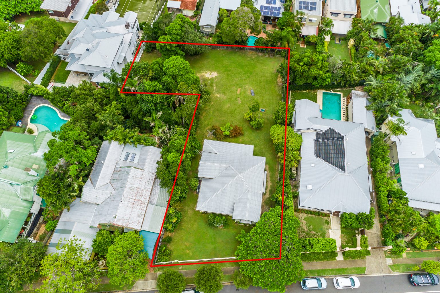 160 Simpsons Road, BARDON, QLD 4065 AUS