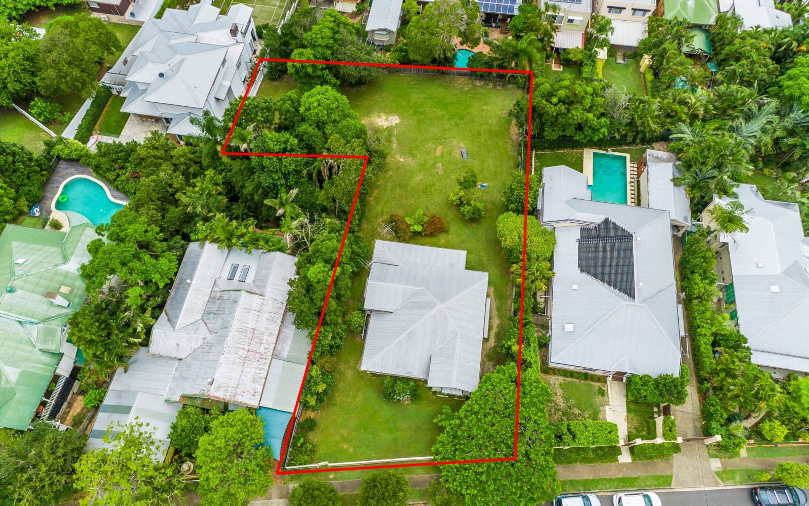 160 Simpsons Road, BARDON, QLD 4065 AUS