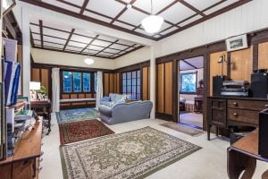 160 Simpsons Road, BARDON, QLD 4065 AUS