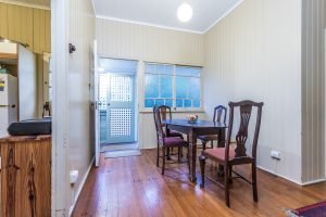 160 Simpsons Road, BARDON, QLD 4065 AUS