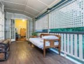 160 Simpsons Road, BARDON, QLD 4065 AUS