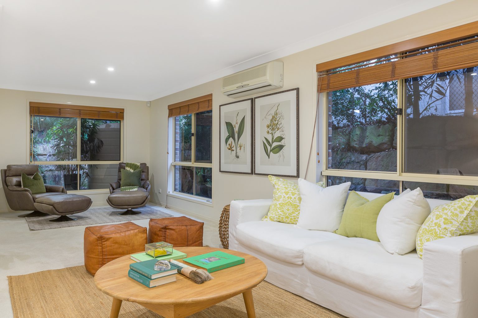 51 Vakuta Street, FIG TREE POCKET, QLD 4069 AUS