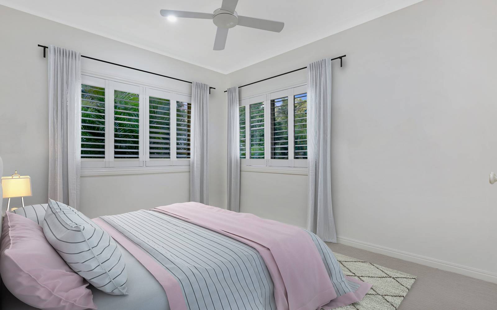 4 Ngeringa Crescent, CHAPEL HILL, QLD 4069 AUS