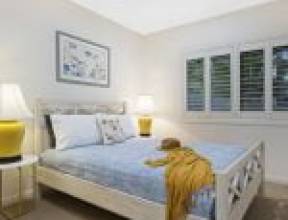 4 Ngeringa Crescent, CHAPEL HILL, QLD 4069 AUS