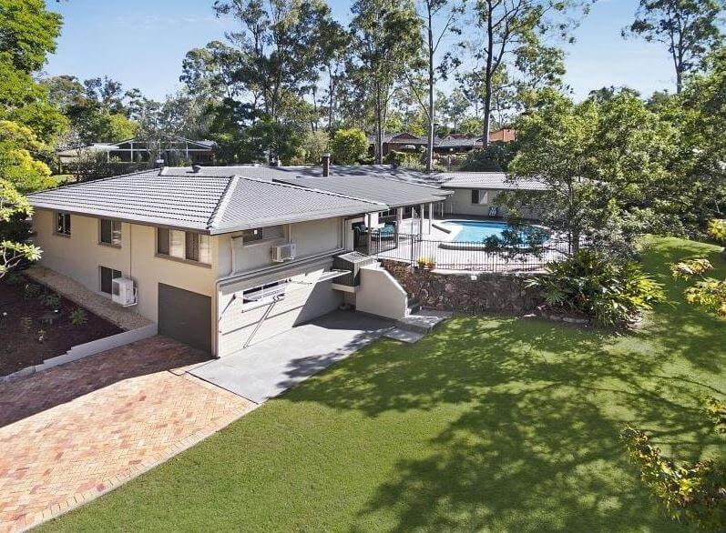 20 Scenic Road, KENMORE, QLD 4069 AUS