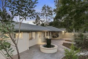 20 Scenic Road, KENMORE, QLD 4069 AUS